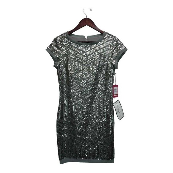 NWT Gorgeous silver sequence dress by Vince Camuto.  Size 6. Homecoming - Picture 1 of 4